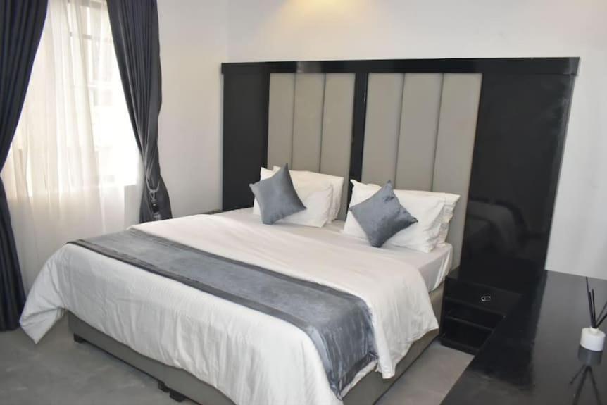 Jada Hotel And Suits Λάγος Εξωτερικό φωτογραφία